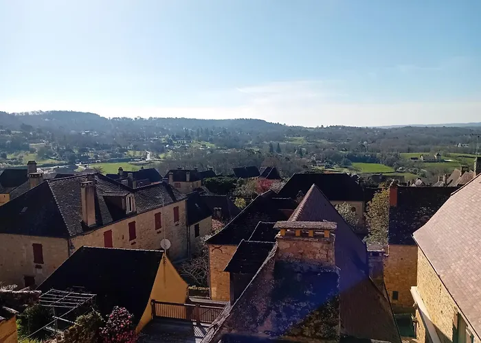 Maison De La Ruelle Au Coeur De La Bastide De Domme Avec Cour Terrasse