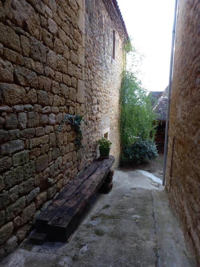 Maison De La Ruelle Au Coeur De La Bastide De Domme Avec Cour Terrasse