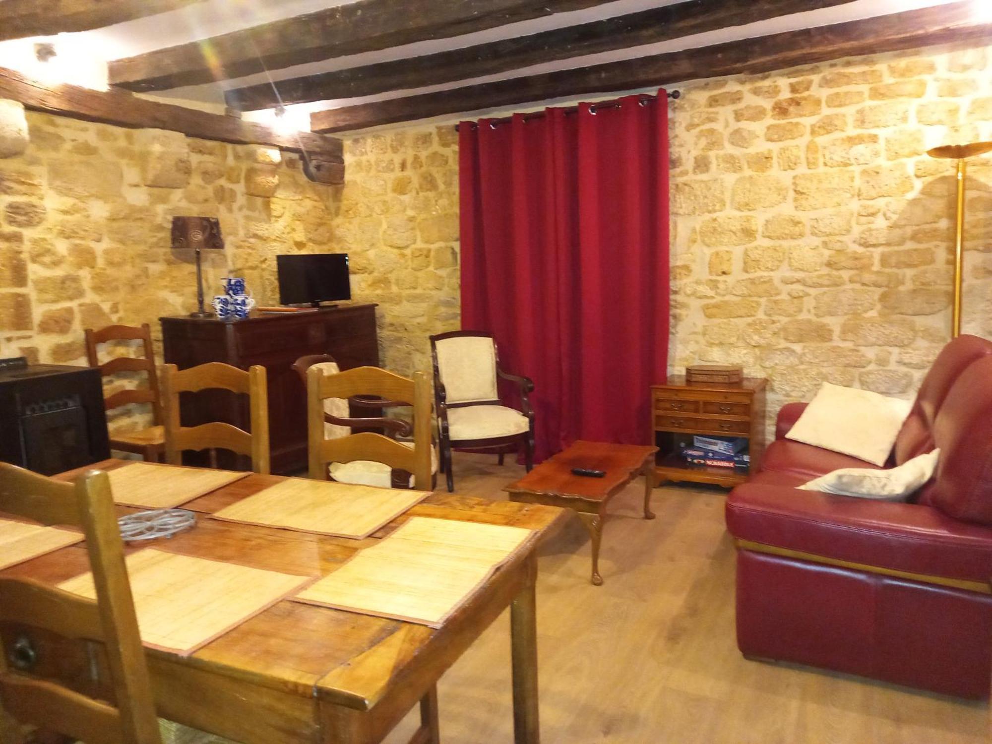Maison De La Ruelle Au Coeur De La Bastide De Domme Avec Cour Terrasse *