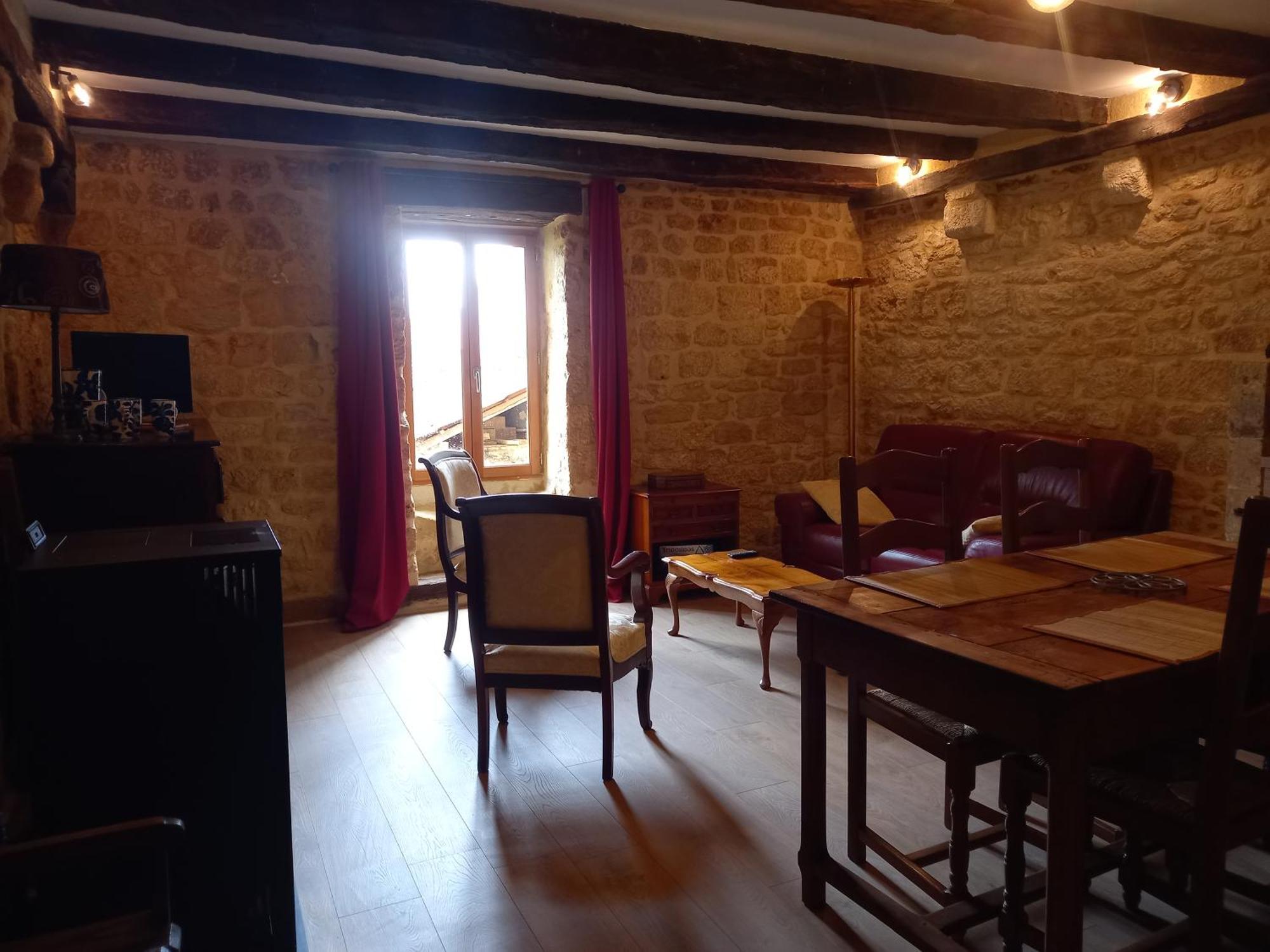 Maison De La Ruelle Au Coeur De La Bastide De Domme Avec Cour Terrasse Holiday home *